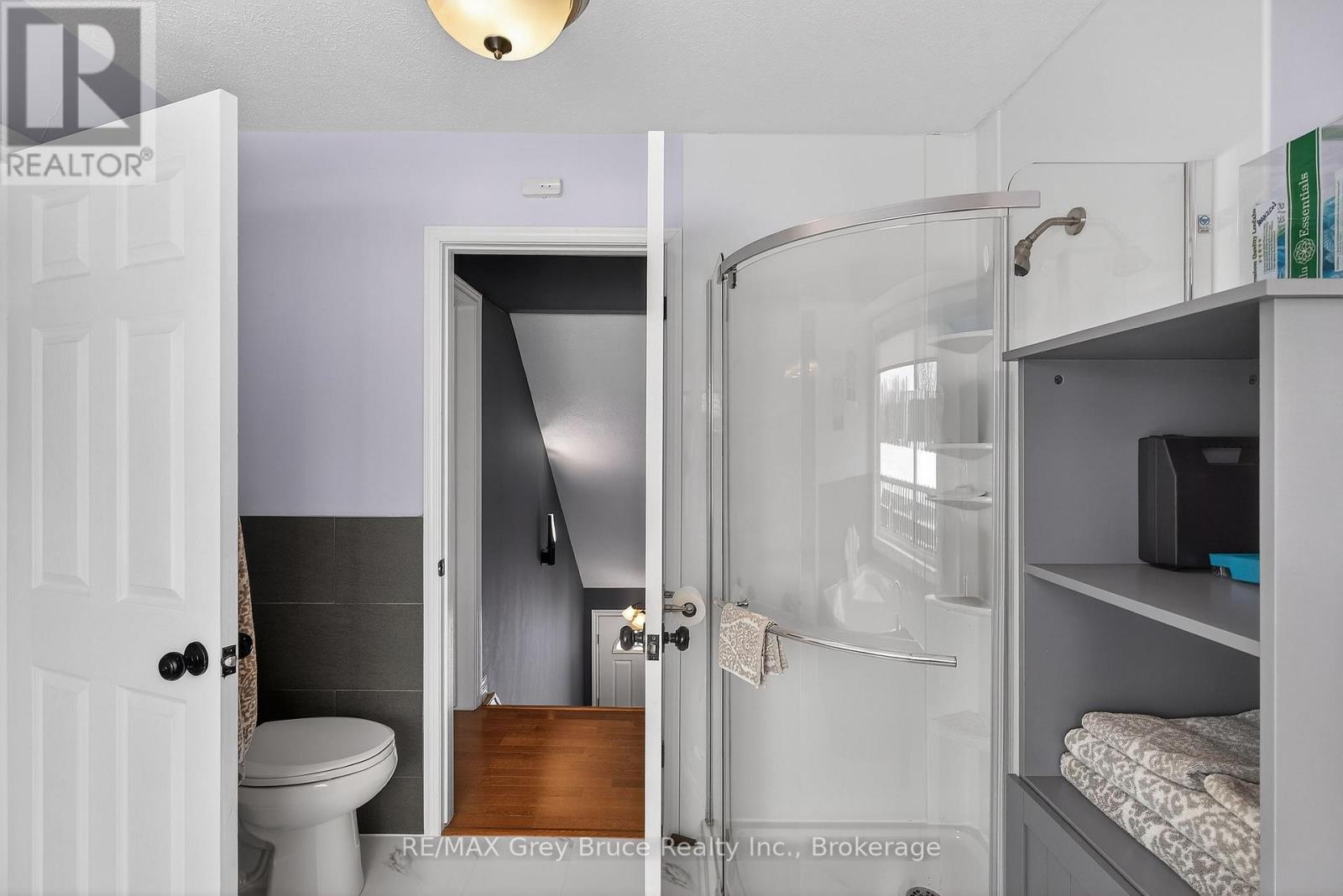 102 Mary Avenue W, Georgian Bluffs, Ontario  N4K 5N5 - Photo 24 - X12902280