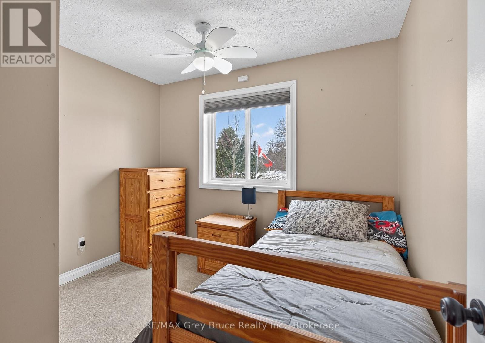 102 Mary Avenue W, Georgian Bluffs, Ontario  N4K 5N5 - Photo 26 - X12902280