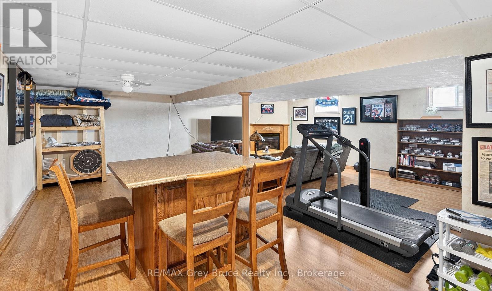 102 Mary Avenue W, Georgian Bluffs, Ontario  N4K 5N5 - Photo 29 - X12902280