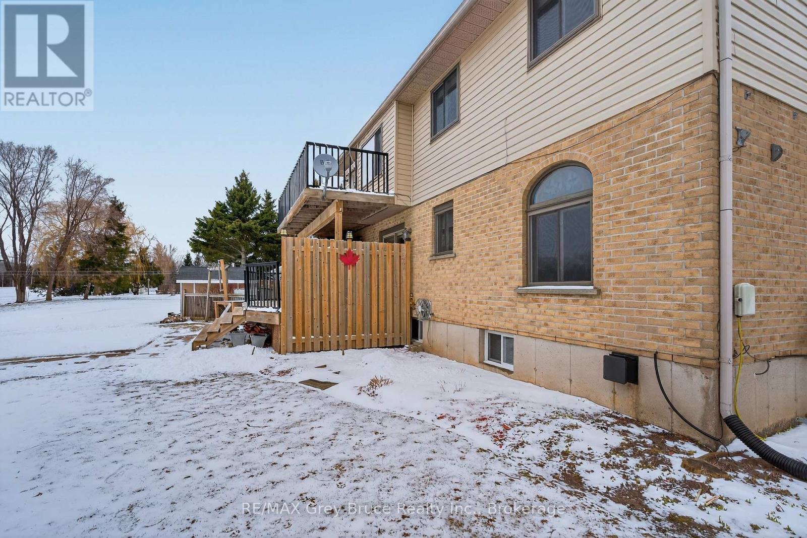 102 Mary Avenue W, Georgian Bluffs, Ontario  N4K 5N5 - Photo 36 - X12902280