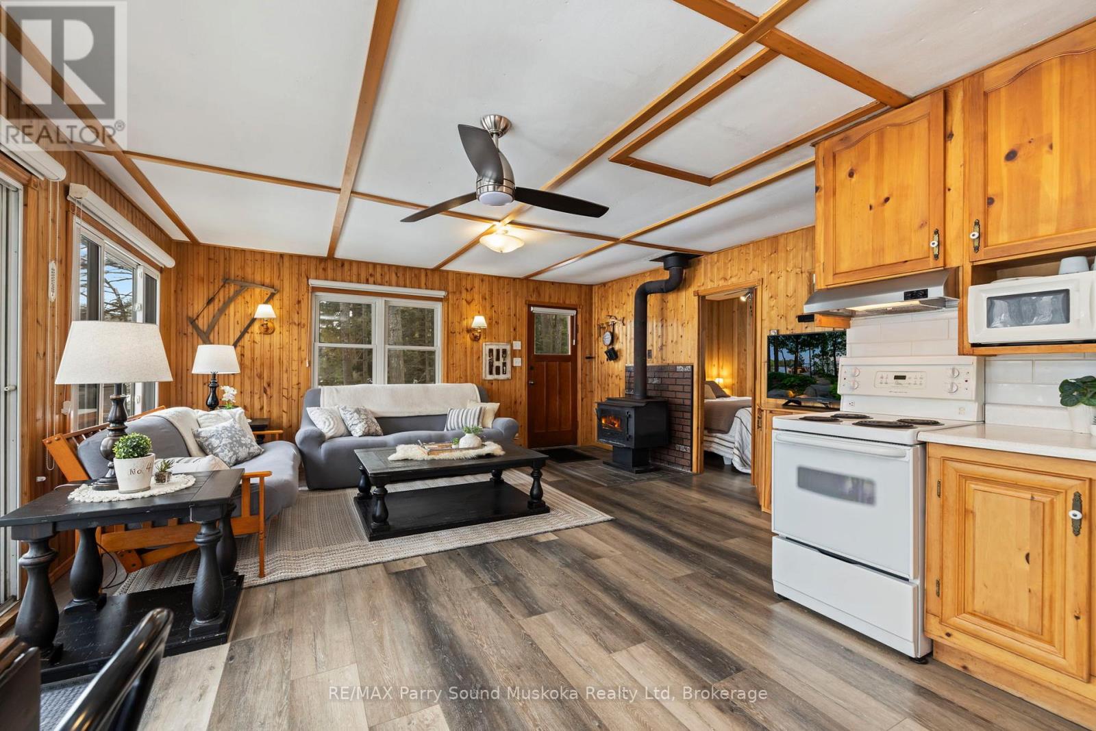 4 Post Lane, Seguin, Ontario  P2A 2W8 - Photo 3 - X12902342