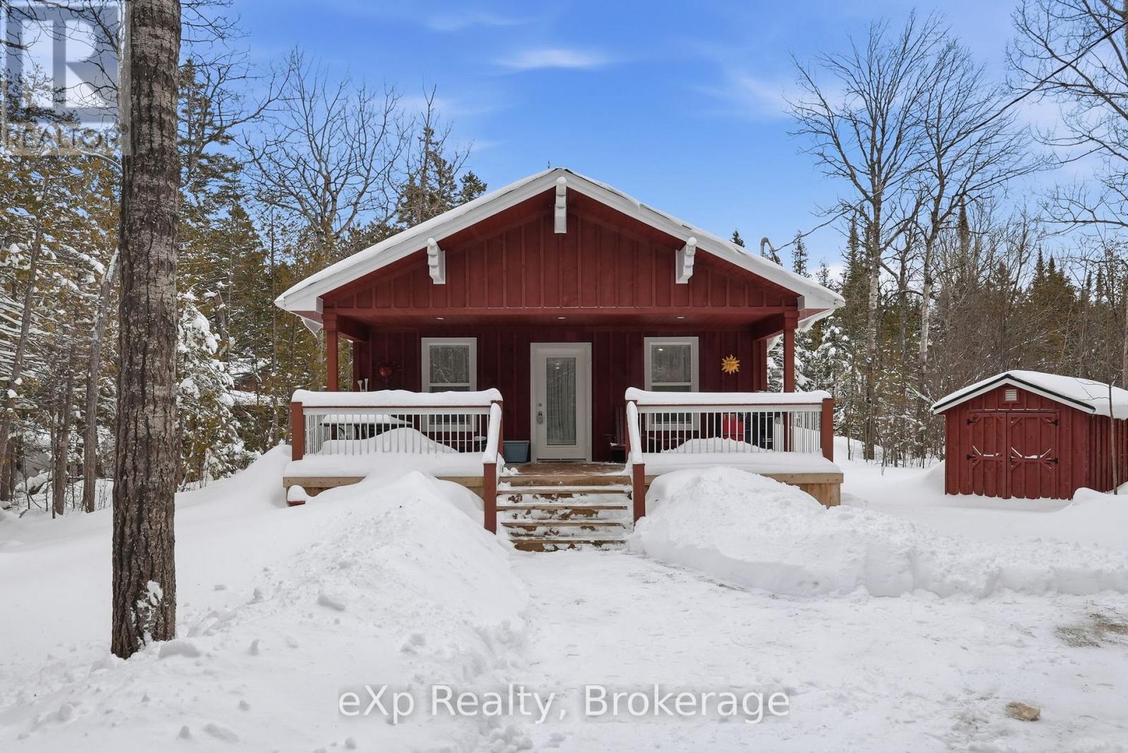 38 Miller Lake Road, Northern Bruce Peninsula, Ontario  N0H 1Z0 - Photo 3 - X12902374