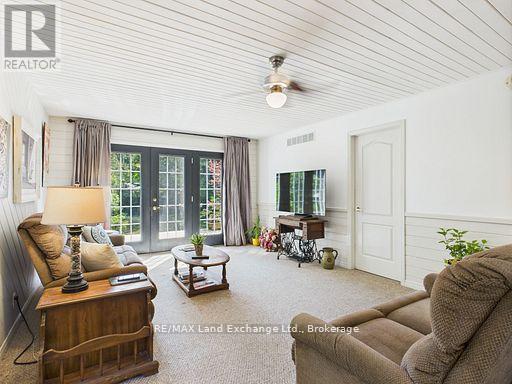 213 Huron Road, Huron-Kinloss, Ontario  N2Z 2X3 - Photo 13 - X12902472