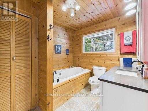 213 Huron Road, Huron-Kinloss, Ontario  N2Z 2X3 - Photo 16 - X12902472