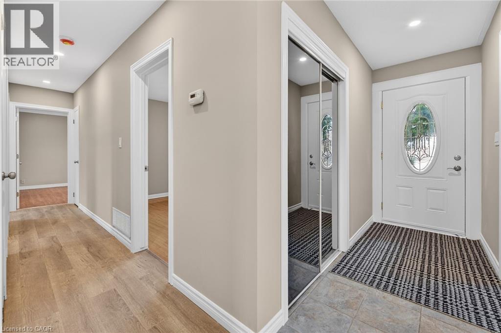 82 Millen Road Unit# 1, Stoney Creek, Ontario  L8G 3G2 - Photo 14 - 40813462