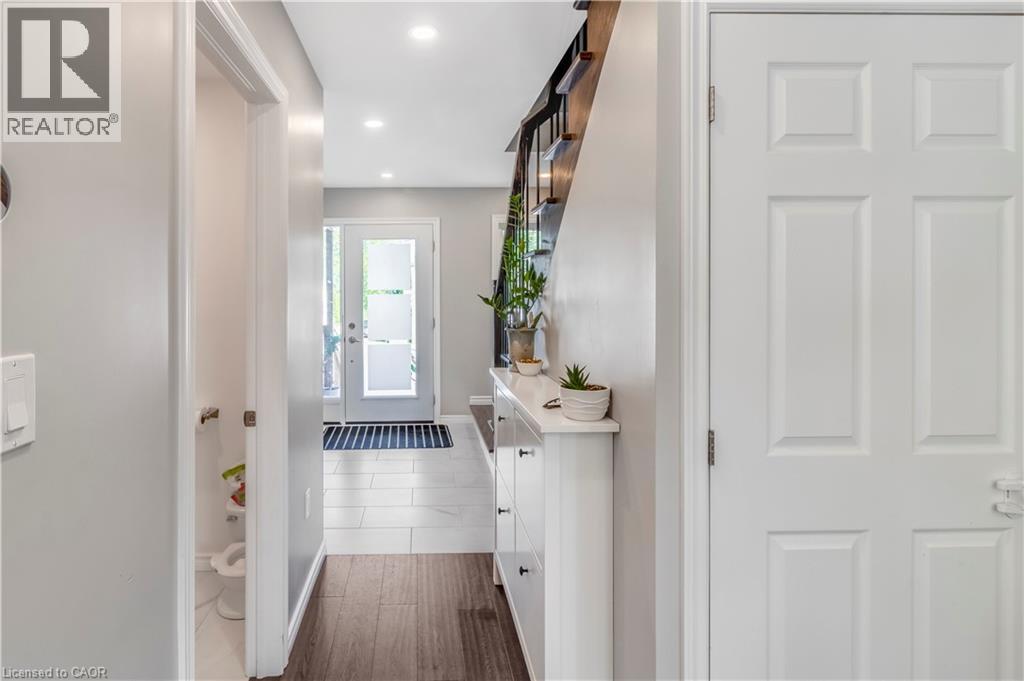 25555 Maple Beach Road, Brock, Ontario  L0K 1A0 - Photo 2 - 40813126