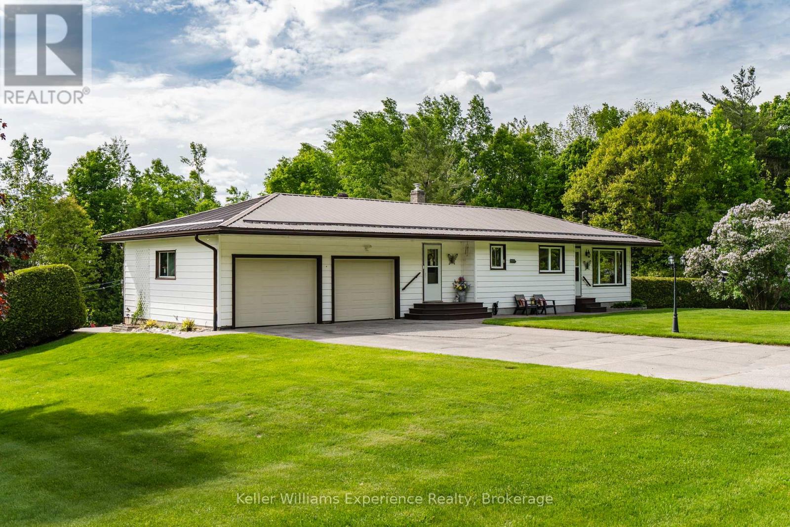 450 Concession 11 Road E, Tiny, Ontario  L0L 2J0 - Photo 2 - S12902656