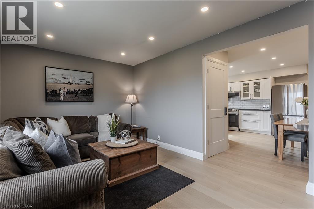 128 Margaret Avenue, Stoney Creek, Ontario  L8G 3G8 - Photo 9 - 40813313