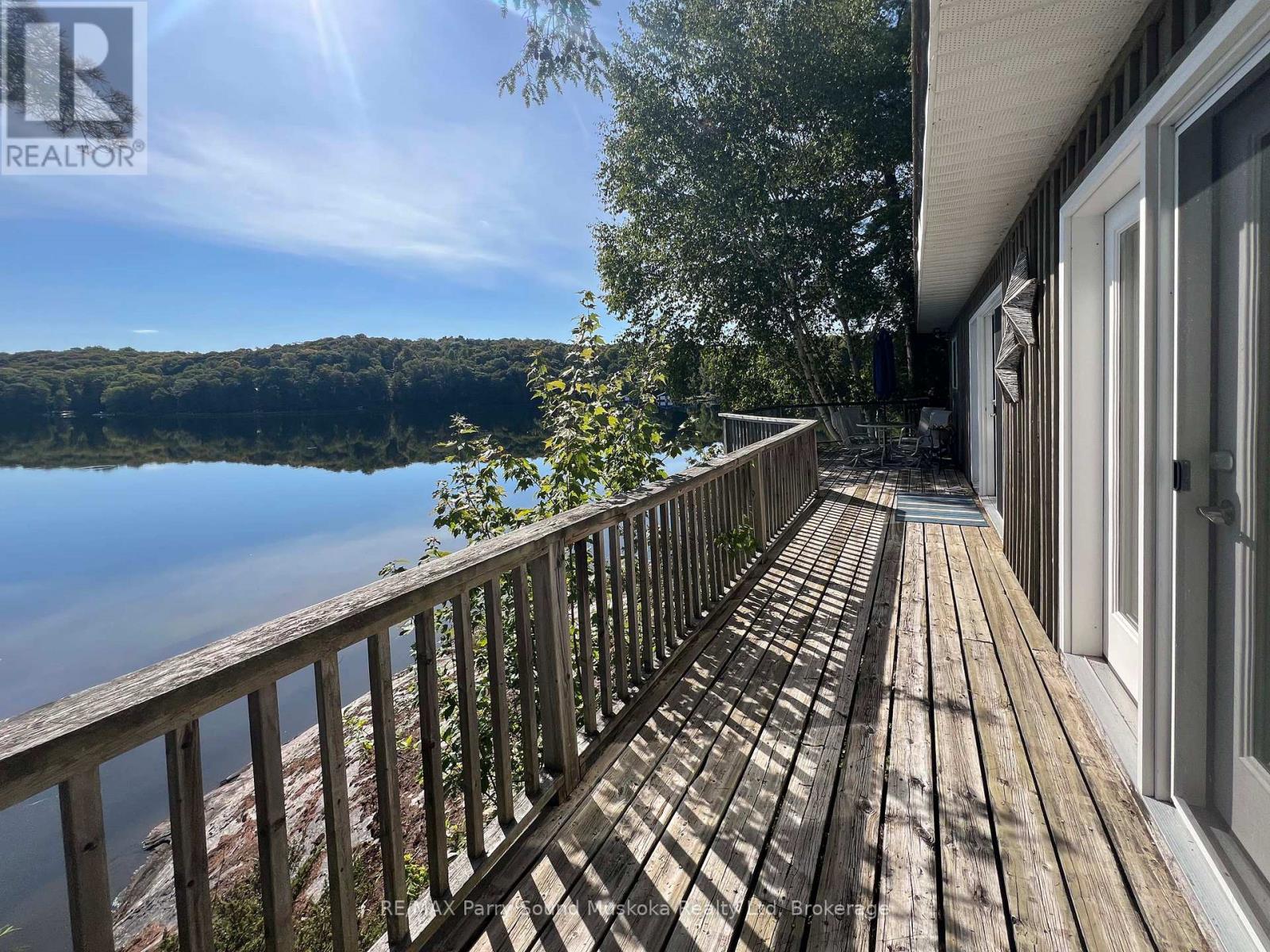 24a Rocco's Lane, Seguin, Ontario  P2A 2W8 - Photo 11 - X12902800