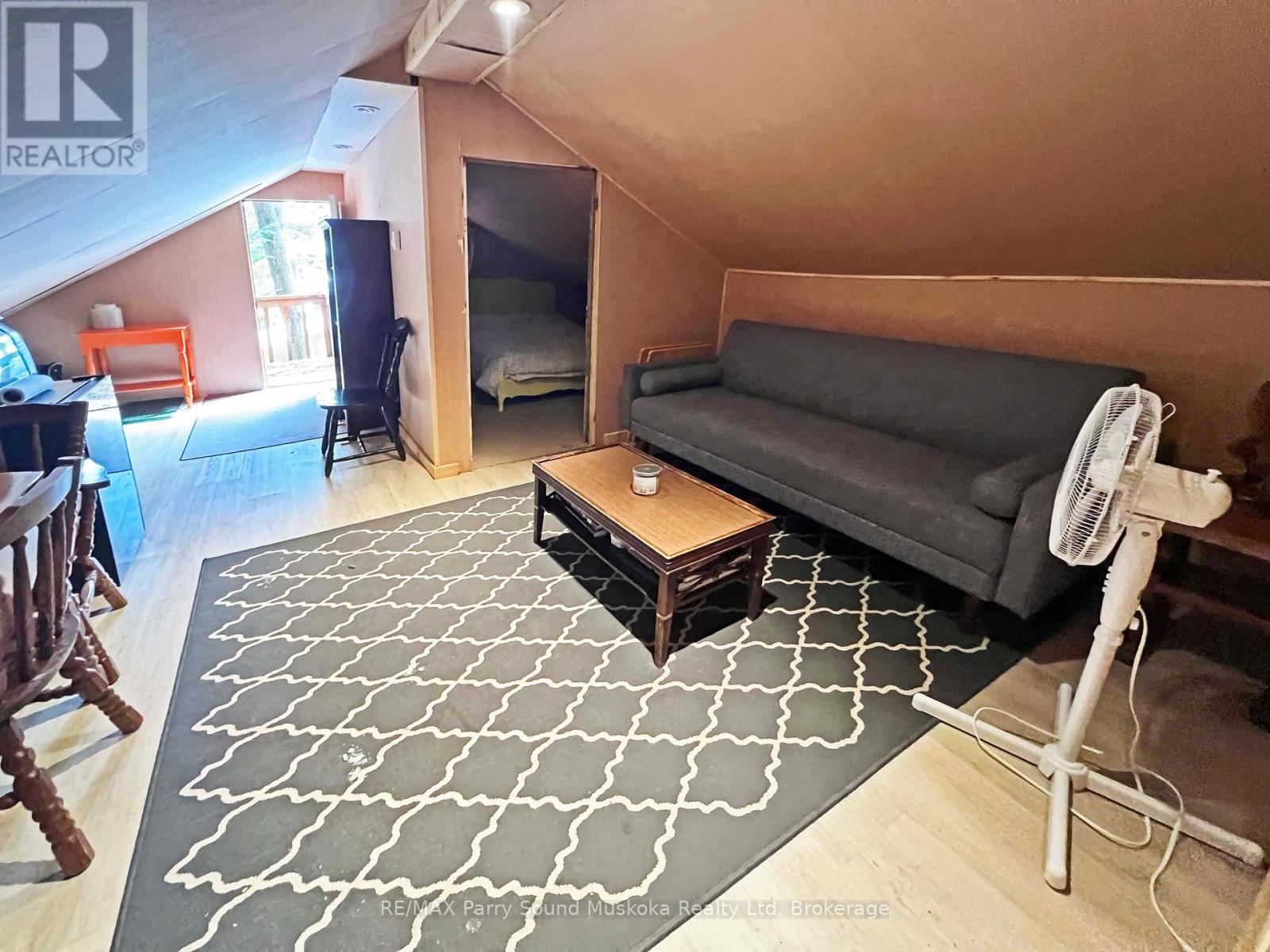 24a Rocco's Lane, Seguin, Ontario  P2A 2W8 - Photo 34 - X12902800