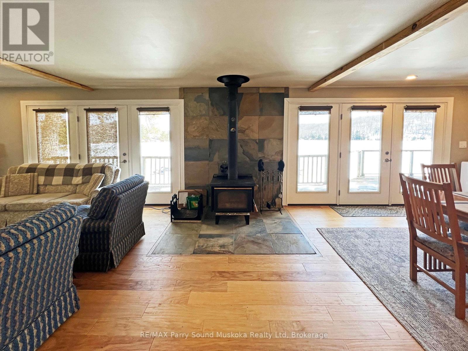 24a Rocco's Lane, Seguin, Ontario  P2A 2W8 - Photo 9 - X12902800