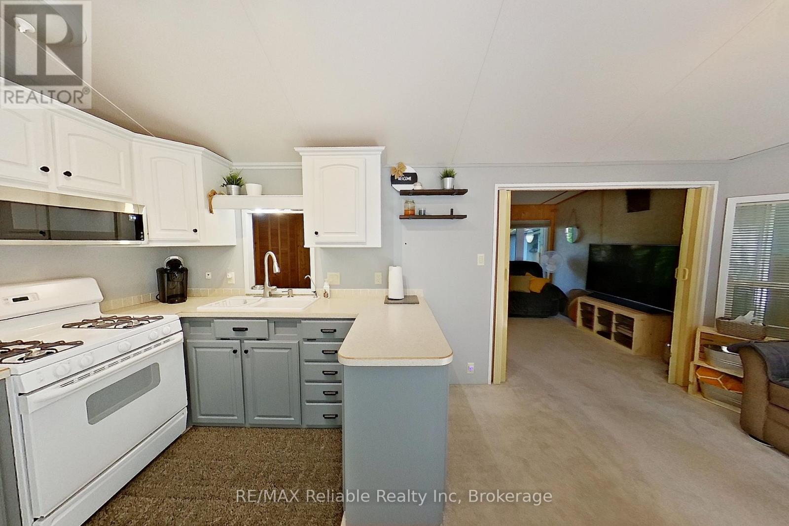 19 - 76735 Wildwood Line, Bluewater, Ontario  N0M 1G0 - Photo 15 - X12903184