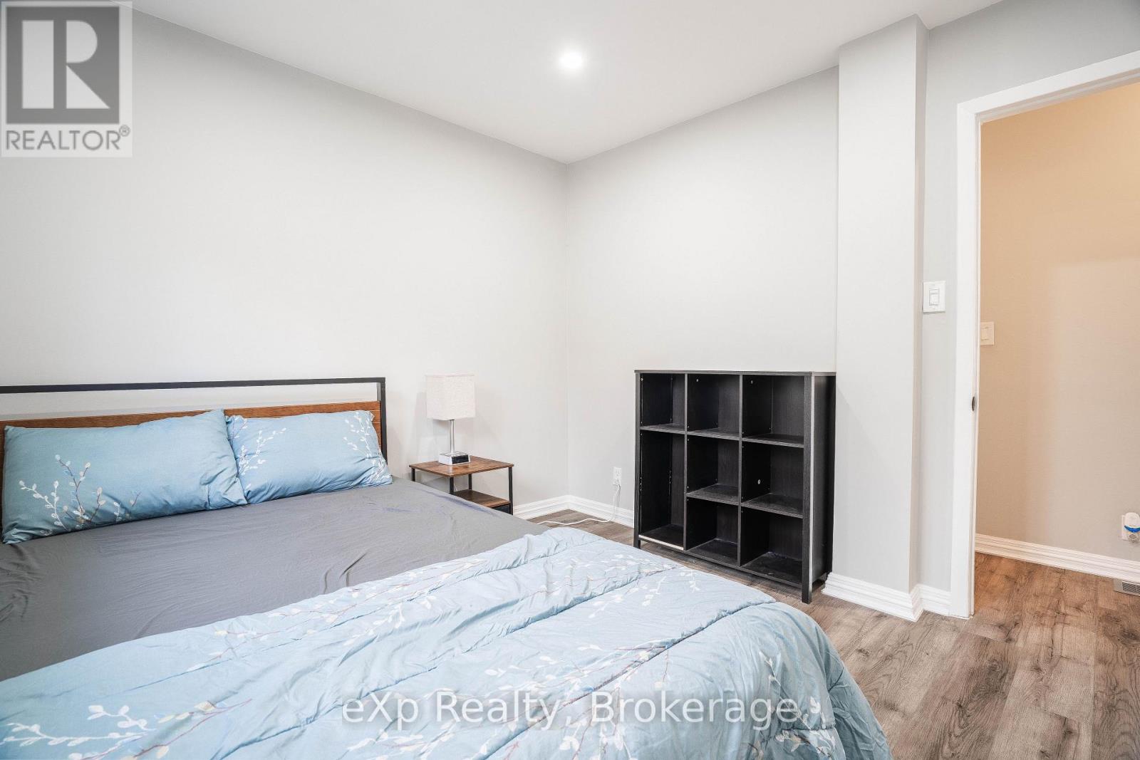 170 Francis Drive, Georgian Bluffs, Ontario  N0H 2K0 - Photo 32 - X12903240