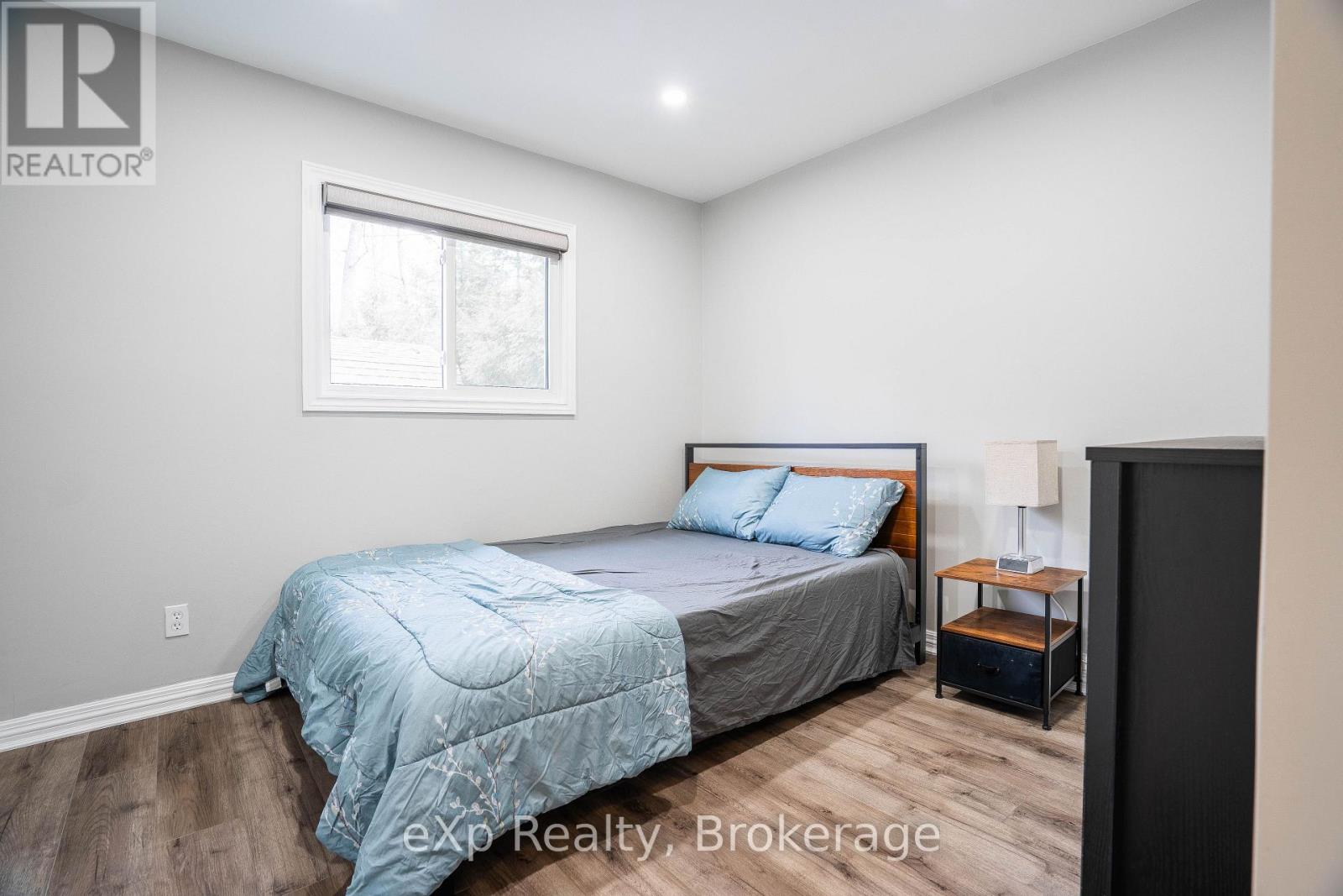 170 Francis Drive, Georgian Bluffs, Ontario  N0H 2K0 - Photo 33 - X12903240