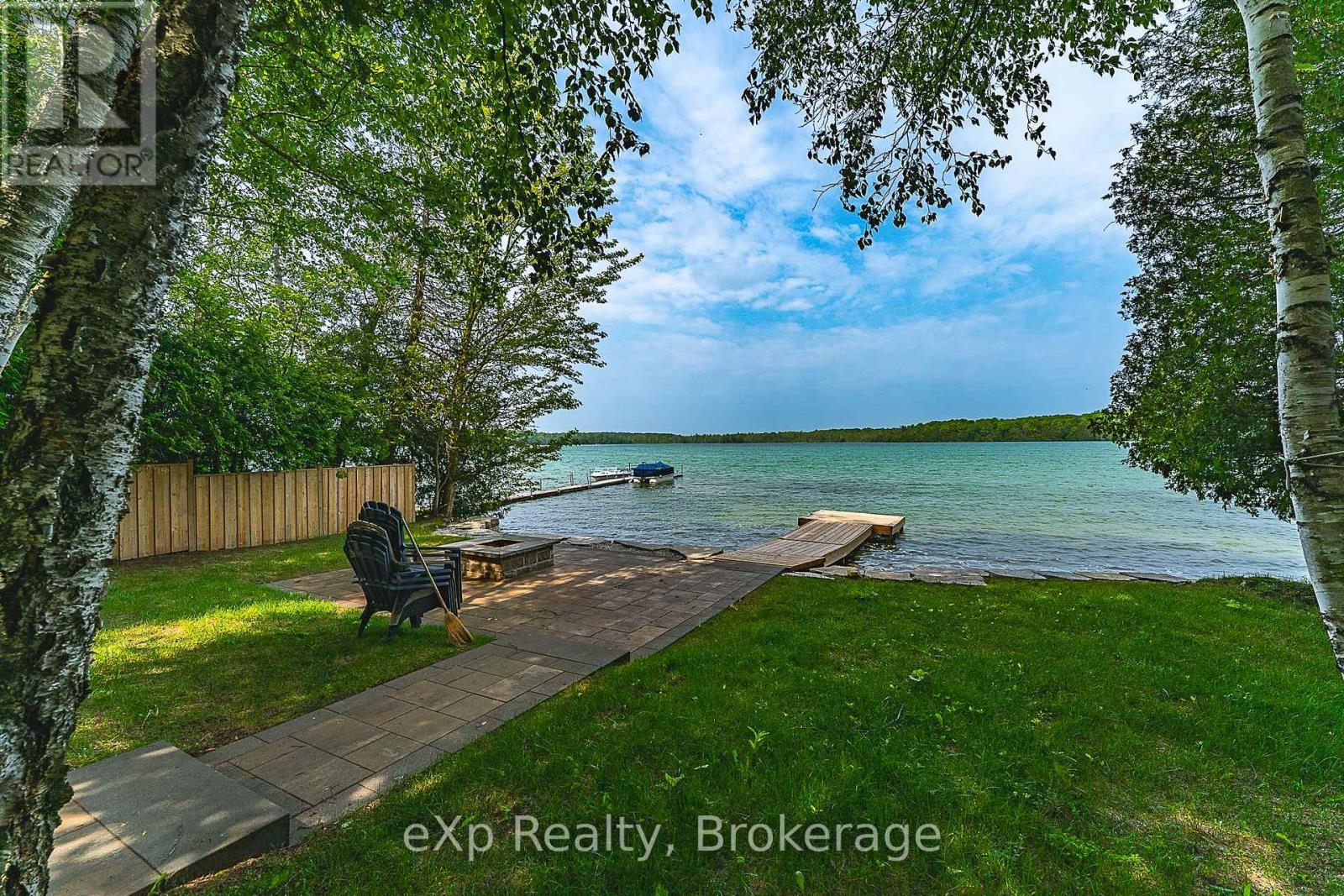 170 Francis Drive, Georgian Bluffs, Ontario  N0H 2K0 - Photo 37 - X12903240