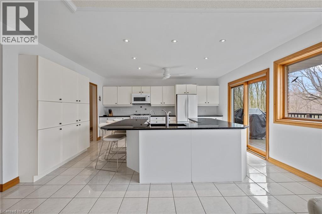 36 Maple Hill Drive, Kitchener, Ontario  N2M 2R8 - Photo 15 - 40813786