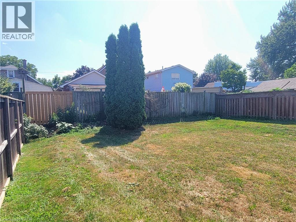 6554 Harper Drive, Niagara Falls, Ontario  L2E 7K6 - Photo 10 - 40812898