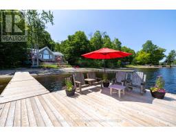 71 B717 ISLAND, The Archipelago, Ontario