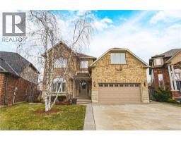 120 VALIANT Circle, Hamilton, Ontario