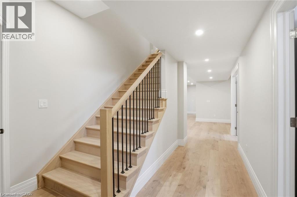 986 Highway 8, Hamilton, Ontario  L9H 5E1 - Photo 28 - 40813291