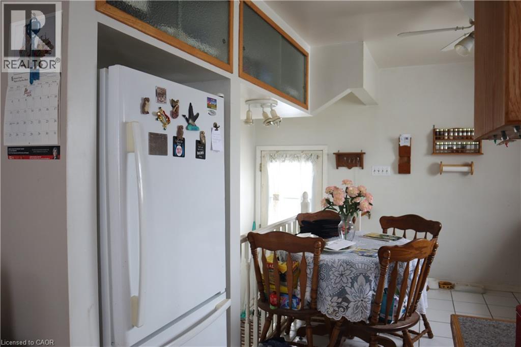 288 First Avenue, Welland, Ontario  L3C 1Y8 - Photo 6 - 40814021