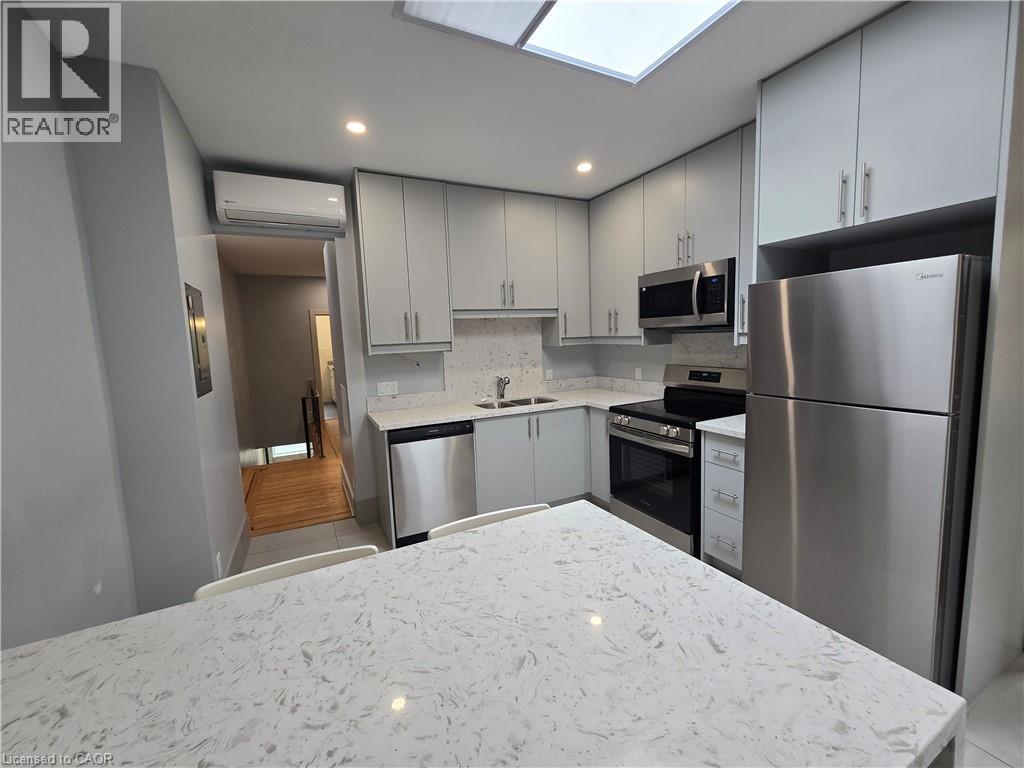 971.5 Main Street E, Hamilton, Ontario  L8M 1N2 - Photo 6 - 40814017