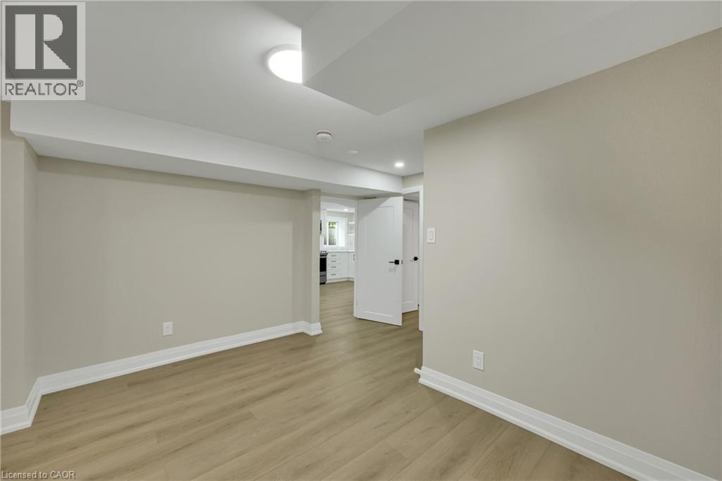 2091 Bridge Road Unit# Lower, Oakville, Ontario  L6L 2E8 - Photo 5 - 40813956