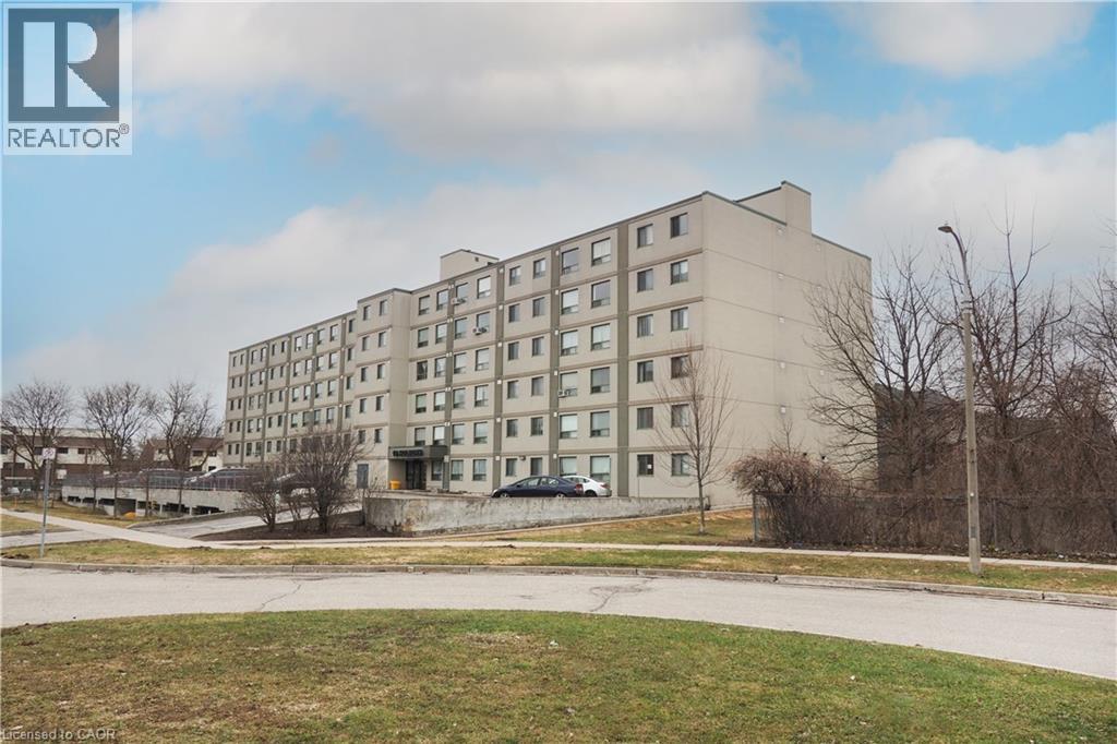 18 HOLBORN Court Unit# 502, Kitchener, Ontario