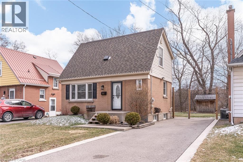 624 BURGESS Avenue, Hamilton, Ontario