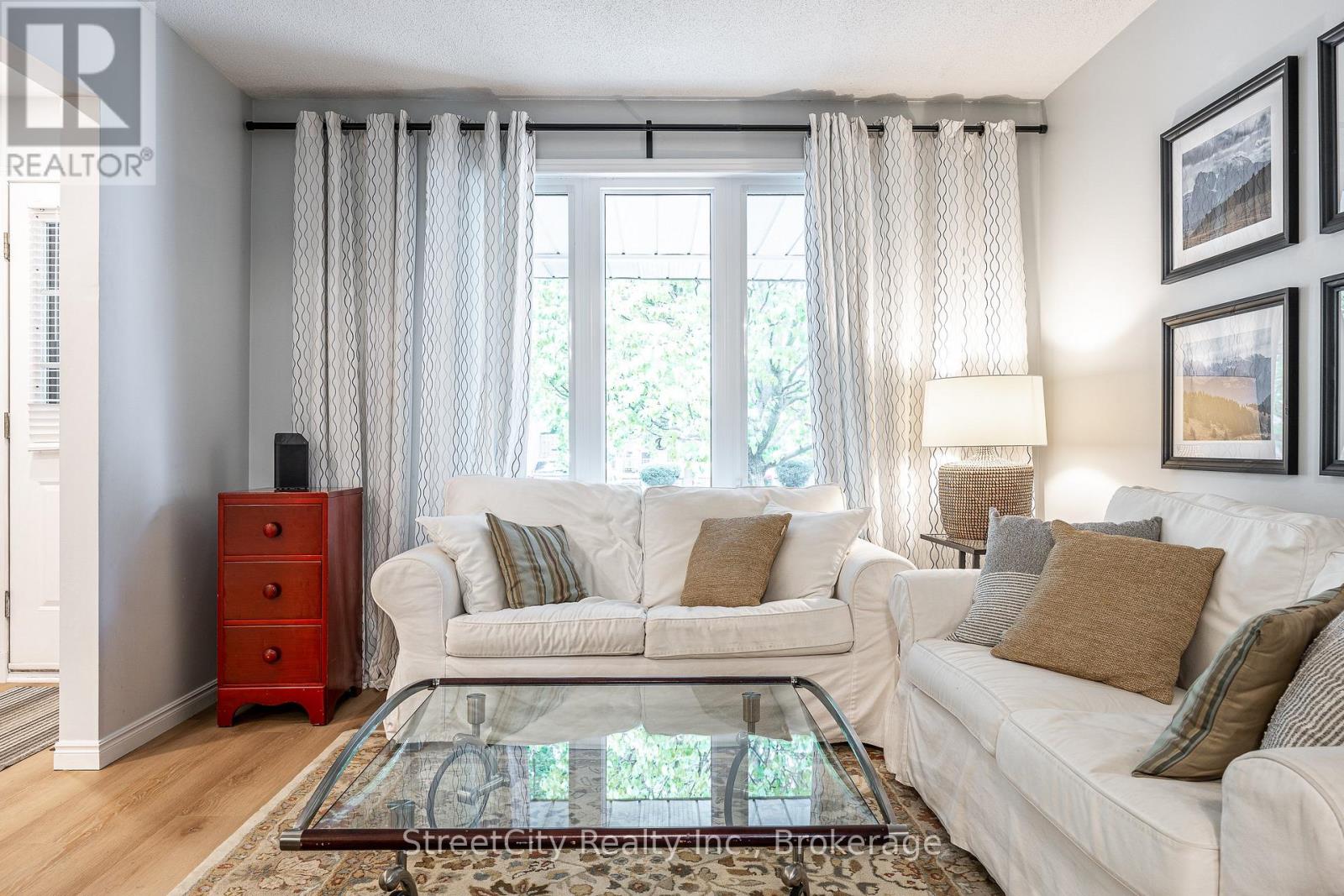 525 Albert Street E, Stratford, Ontario  N5A 3L6 - Photo 17 - X12910036