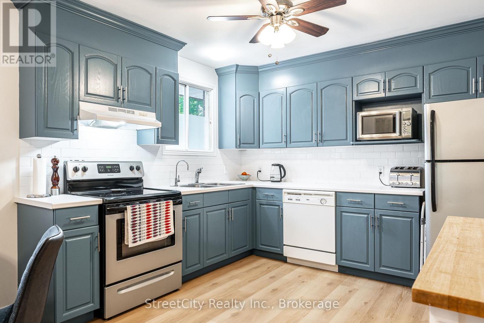 525 Albert Street E, Stratford, Ontario  N5A 3L6 - Photo 25 - X12910036