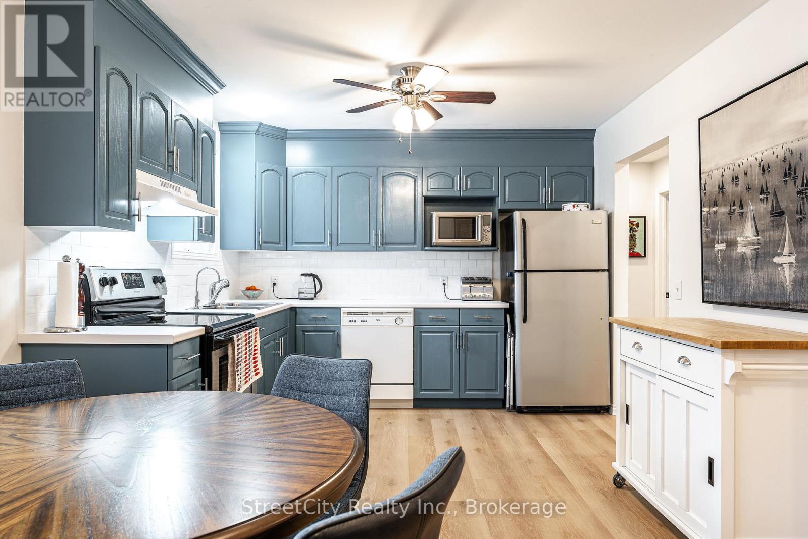 525 Albert Street E, Stratford, Ontario  N5A 3L6 - Photo 27 - X12910036