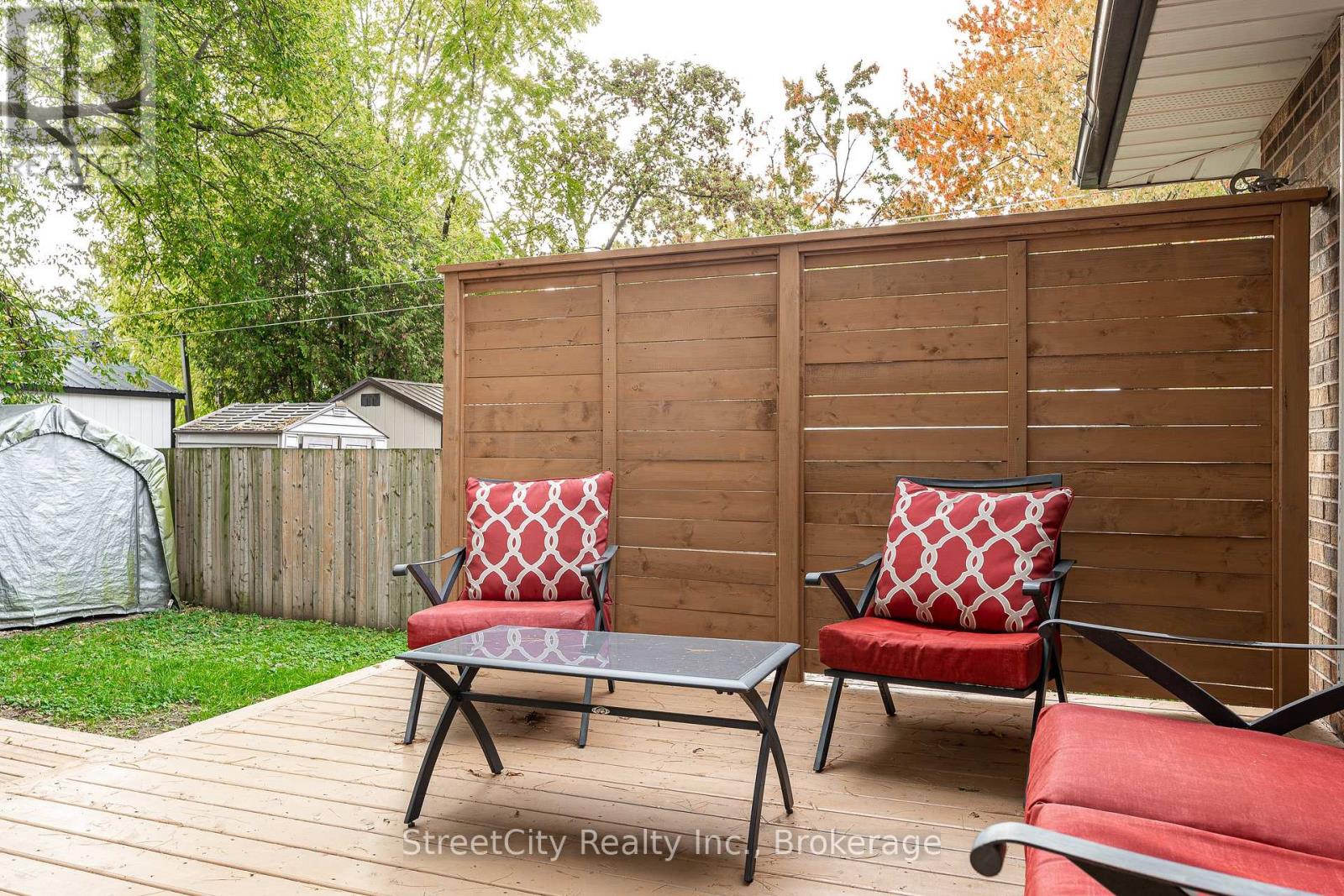 525 Albert Street E, Stratford, Ontario  N5A 3L6 - Photo 9 - X12910036