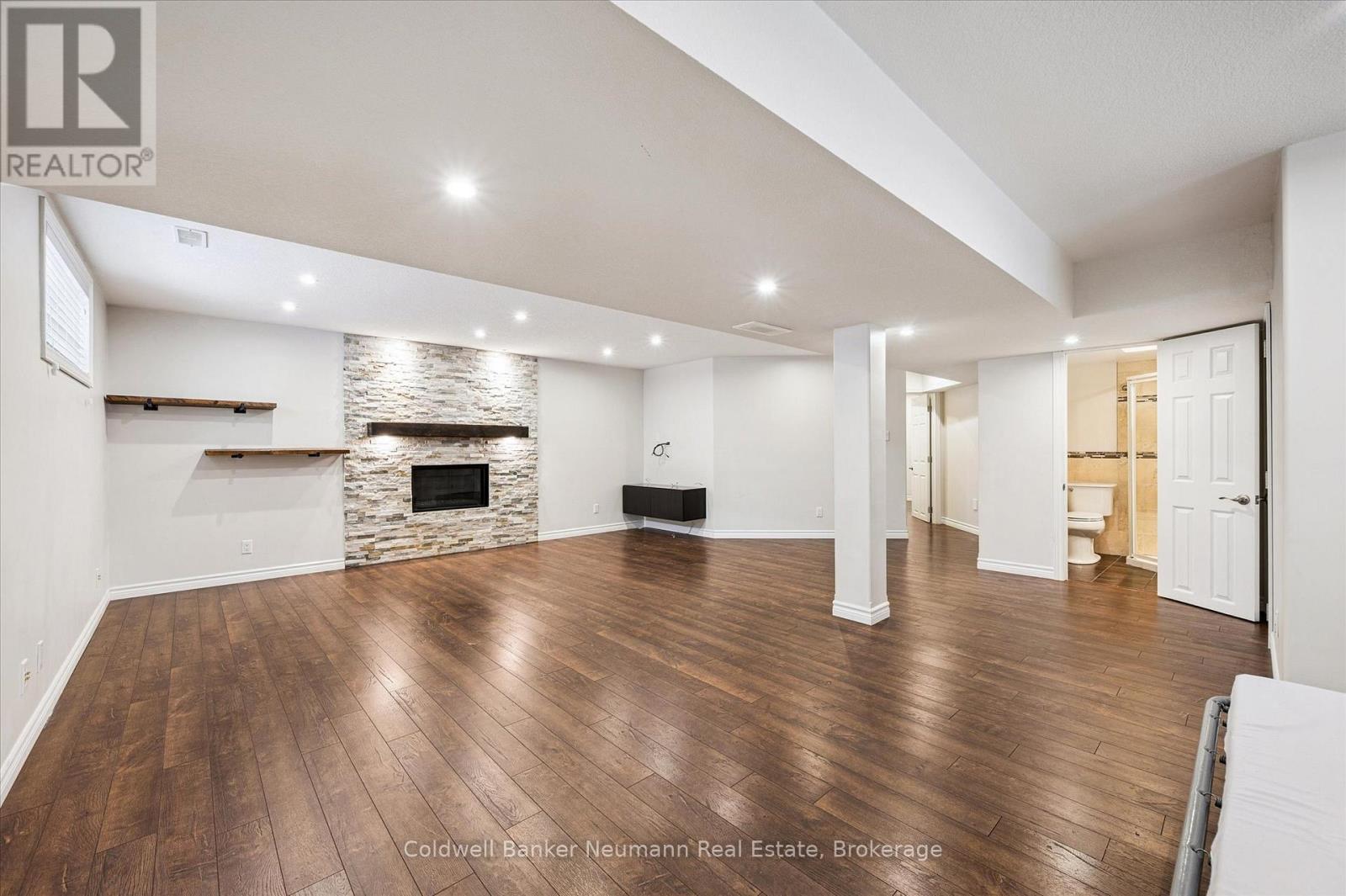 176 Colonial Drive, Guelph, Ontario  N1L 1T7 - Photo 33 - X12910238