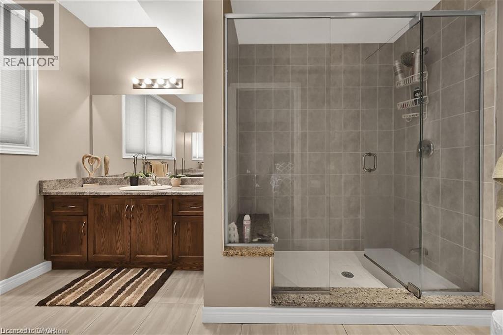 35 Willowbanks Terrace, Hamilton, Ontario  L8E 0C3 - Photo 17 - 40814335