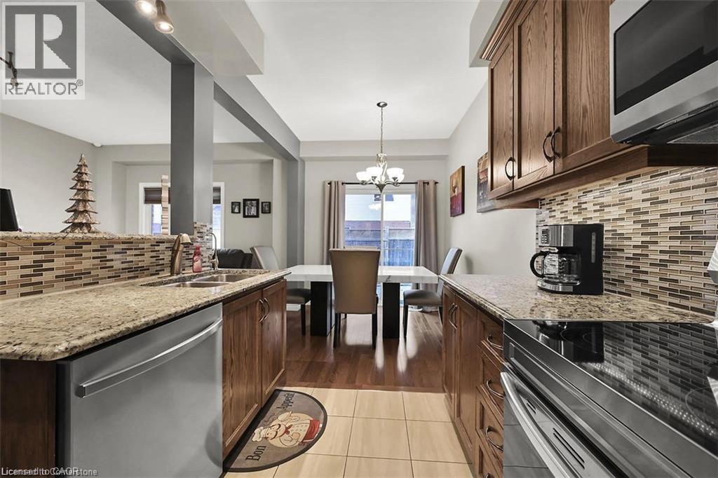 35 Willowbanks Terrace, Hamilton, Ontario  L8E 0C3 - Photo 7 - 40814335