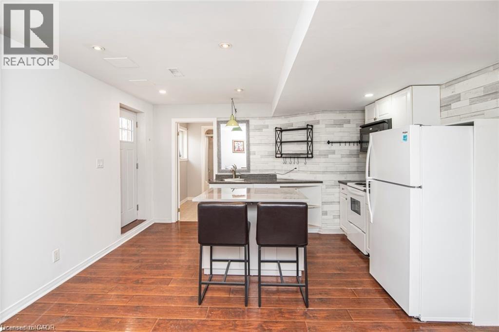 14 Ormonde Avenue Unit# Lower, St. Catharines, Ontario  L2M 5P2 - Photo 6 - 40814364