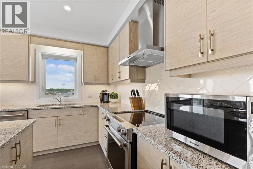 245 Grey Silo Road Unit# 302, Waterloo, Ontario  N2K 0G6 - Photo 9 - 40810986