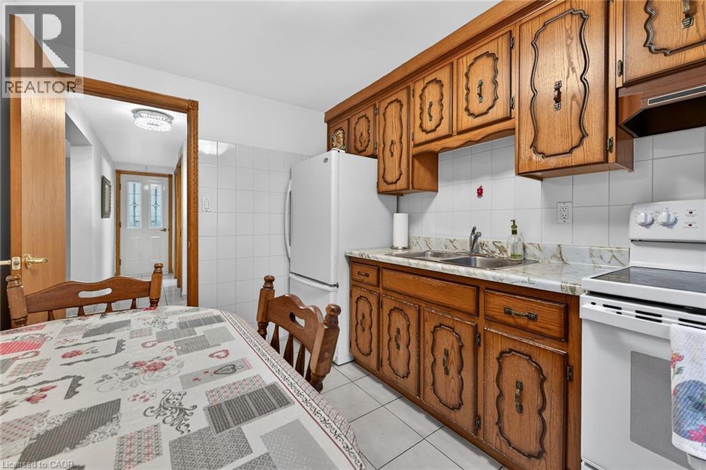 15 Fairington Crescent, Hamilton, Ontario  L8E 3N3 - Photo 34 - 40812902