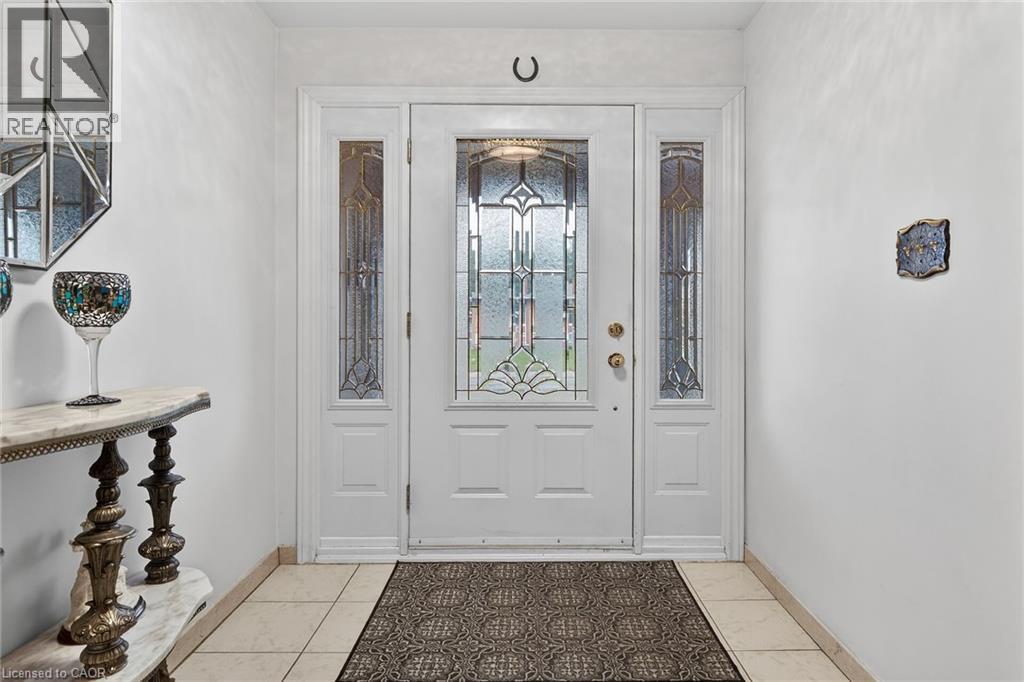 15 Fairington Crescent, Hamilton, Ontario  L8E 3N3 - Photo 7 - 40812902