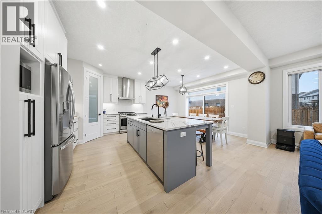 723 Wood Lily Street, Waterloo, Ontario  N2V 0E4 - Photo 13 - 40814199