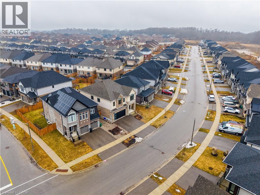 723 Wood Lily Street, Waterloo, Ontario  N2V 0E4 - Photo 3 - 40814199