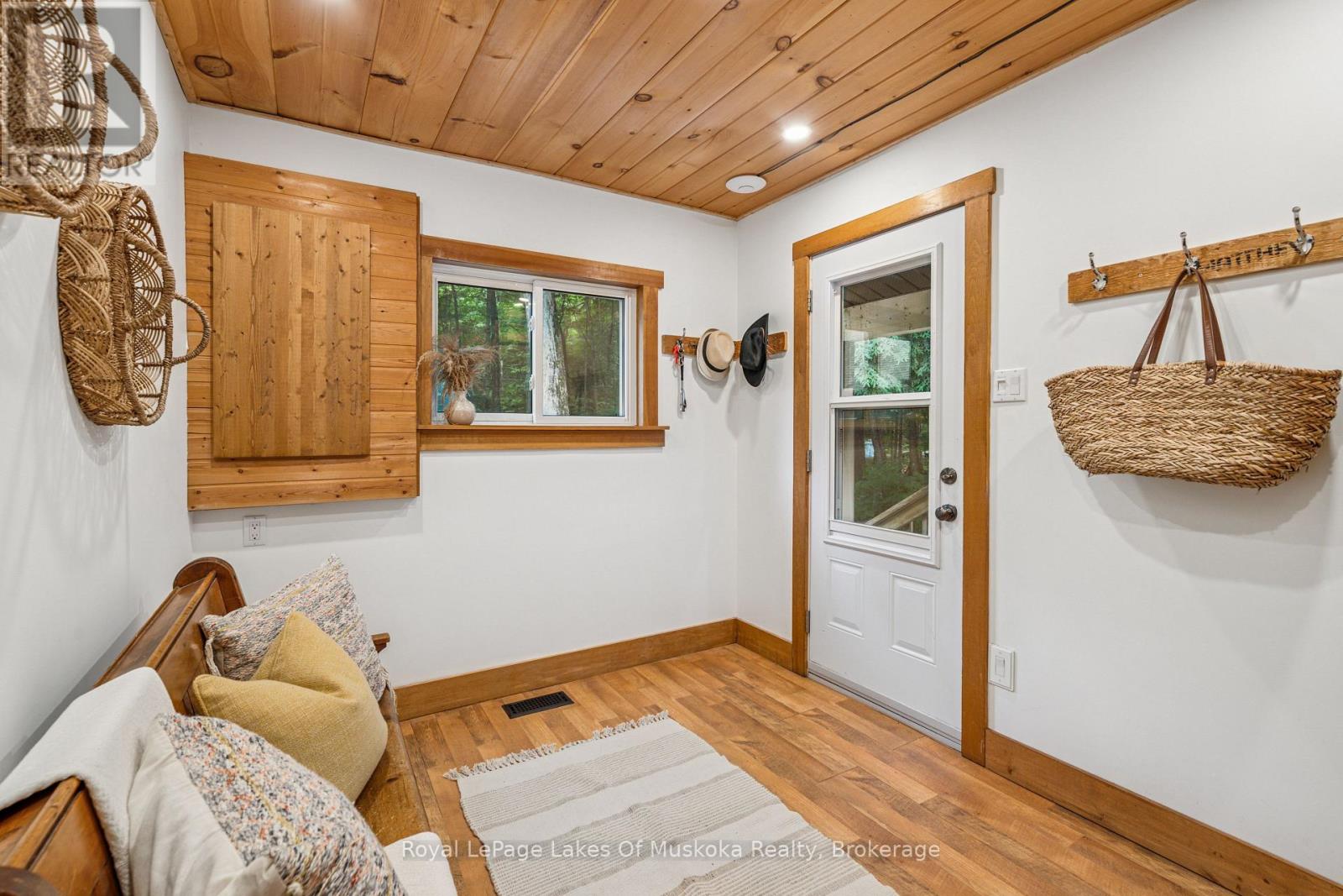 1315 Wolf Circle, Algonquin Highlands, Ontario  P0A 1E0 - Photo 11 - X12914150