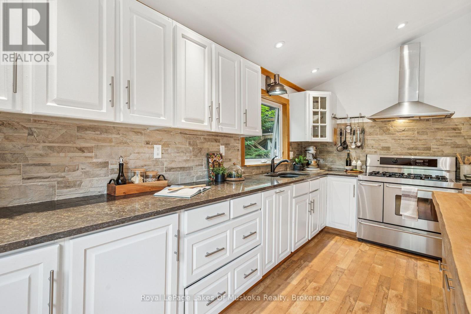 1315 Wolf Circle, Algonquin Highlands, Ontario  P0A 1E0 - Photo 21 - X12914150