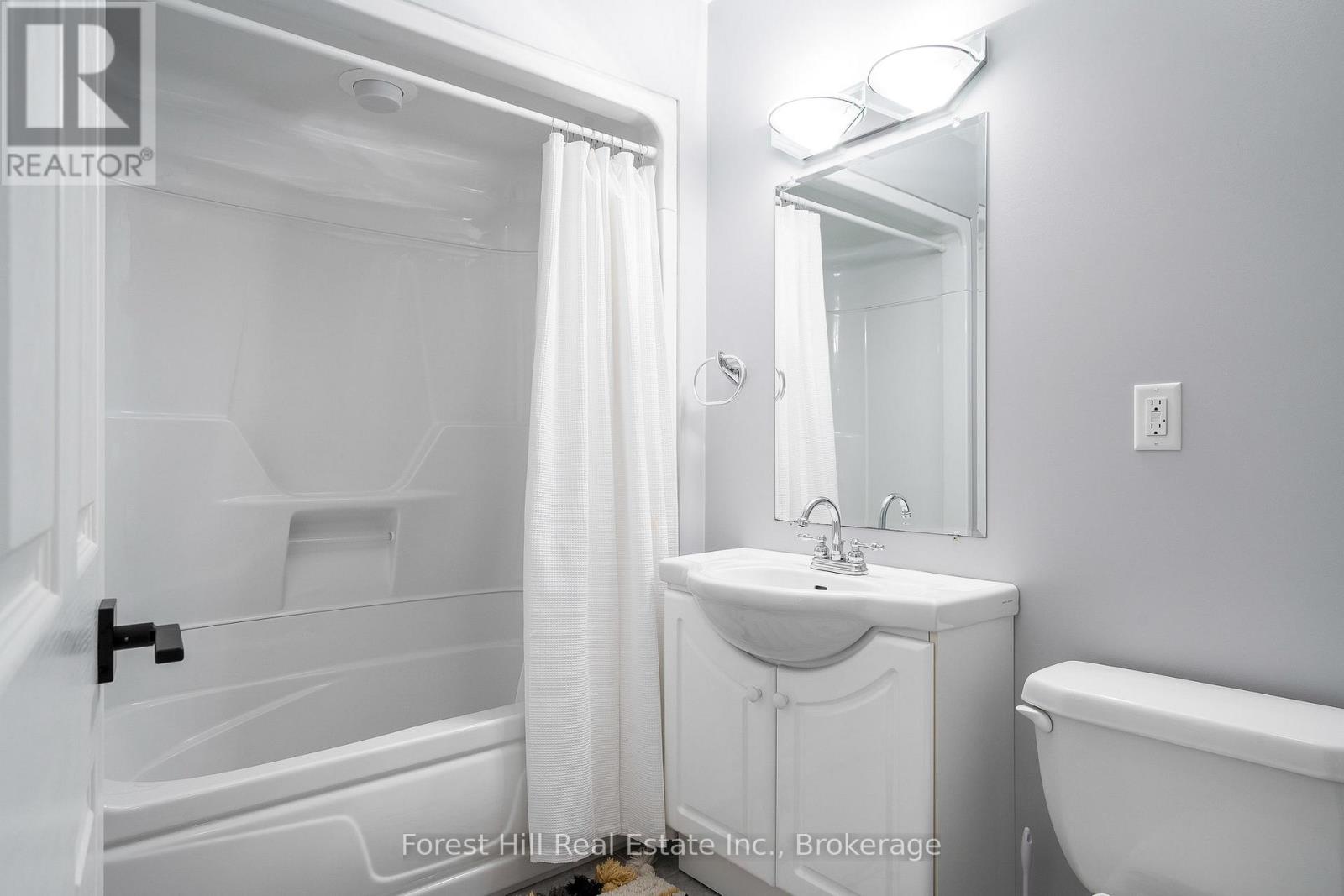 140 Augusta Crescent, Blue Mountains, Ontario  L9Y 0K7 - Photo 27 - X12914430