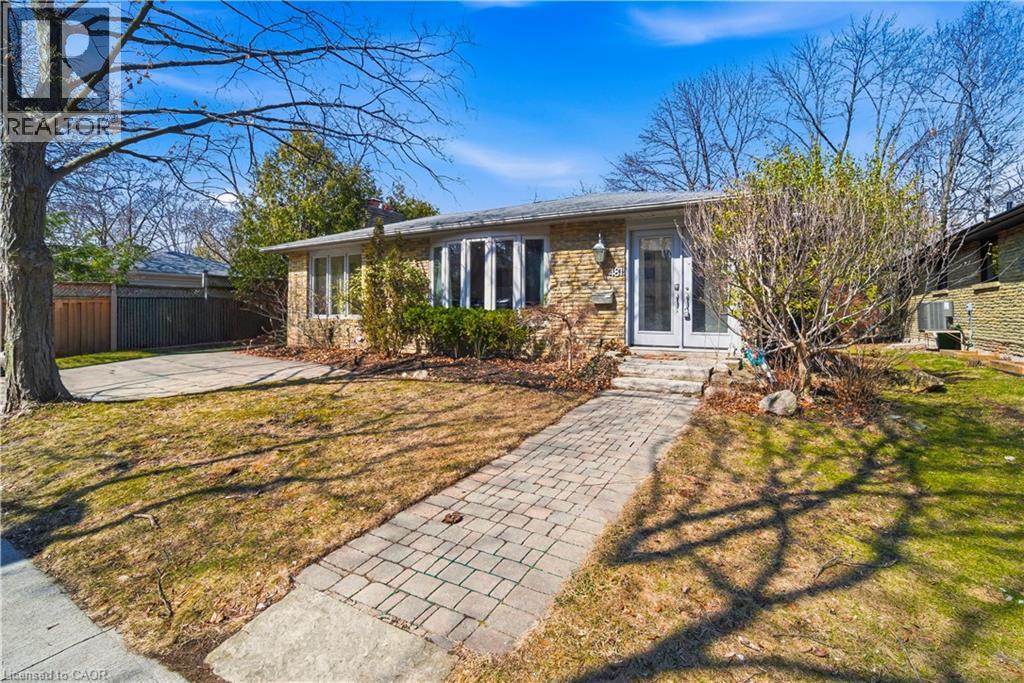 481 Anthony Drive, Oakville, Ontario  L6J 2K6 - Photo 2 - 40814580