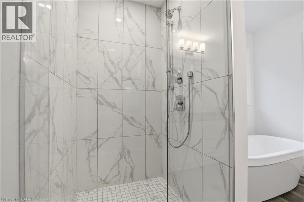 70 Quarry Park Drive, Kitchener, Ontario  N2B 0B2 - Photo 19 - 40814569