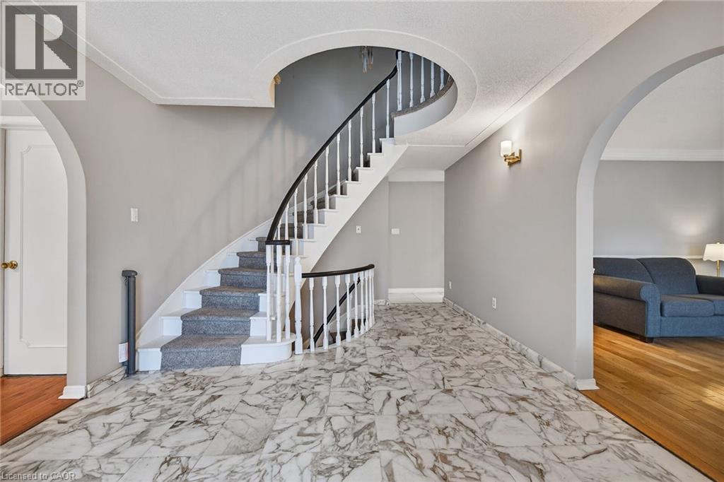 22 Woodside Drive, Hamilton, Ontario  L8T 1C3 - Photo 5 - 40814014