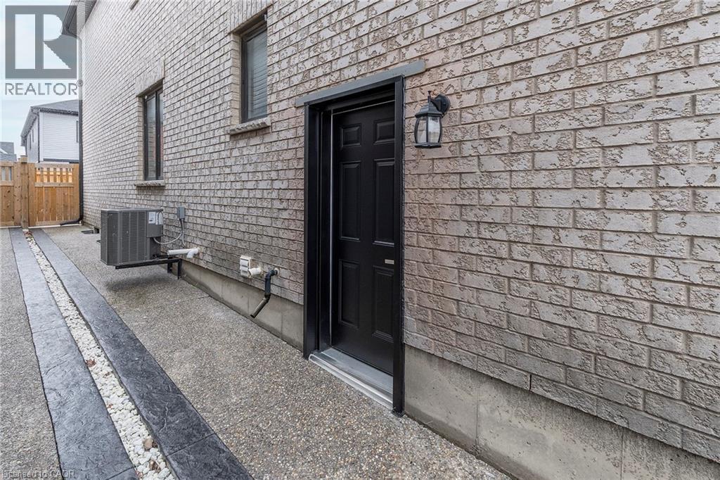 22 Whithorn Crescent Unit# Lower, Caledonia, Ontario  N3W 0E5 - Photo 3 - 40814680