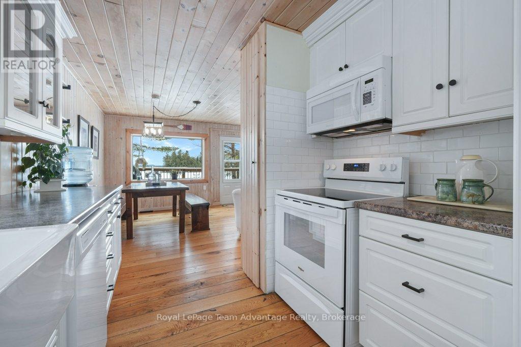 10a Jordan Lane, Seguin, Ontario  P2A 0B2 - Photo 12 - X12916356